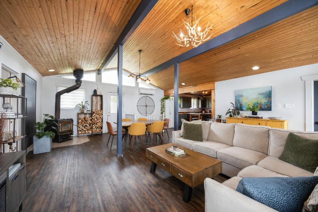 The Trace At Oak Lake Havelock Стая снимка